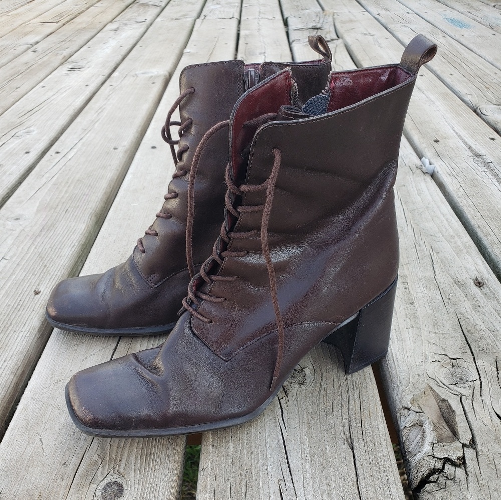Nine West boots